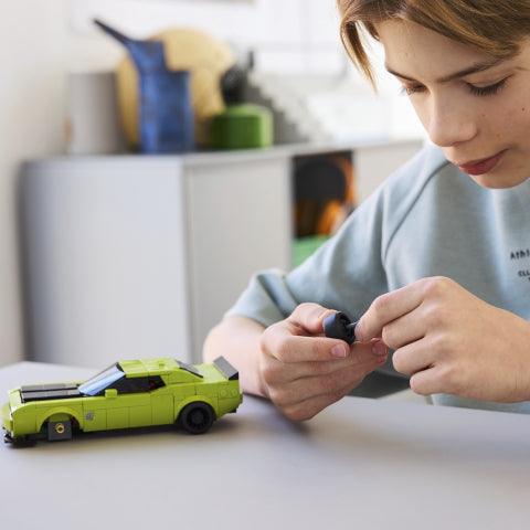 Dodge Challenger SRT Hellcat.. V29  77237