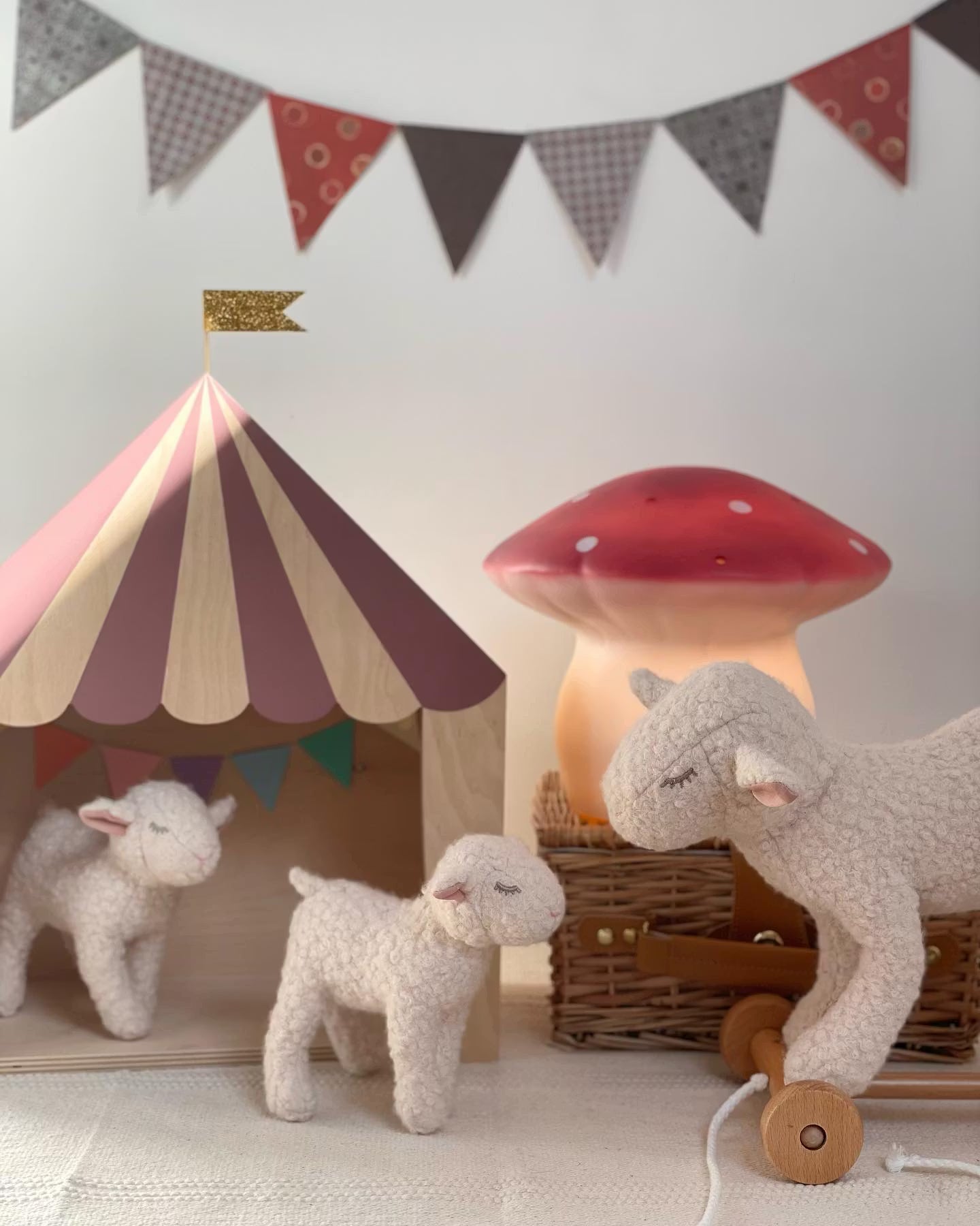 Dragleksak Mary lamm