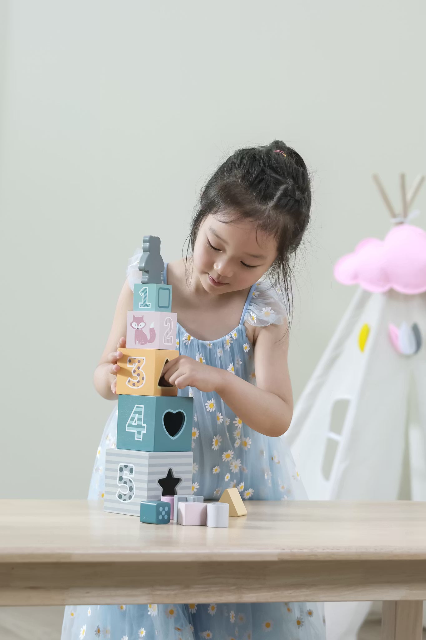 Byggtorn med klossar