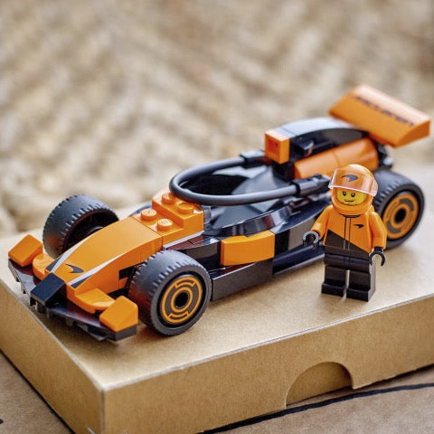 60442 F1® förare med McLaren racer.. V29